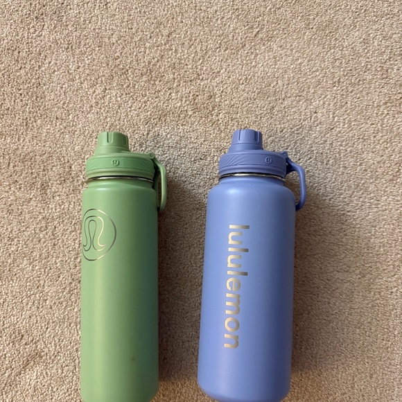 Lululemon water bottle - Picture 1 of 6